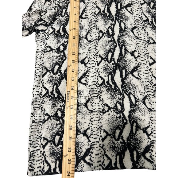 525 America Women's Size M Top Long Sleeve Sweater Mock Neck Beige Black Print - Picture 6 of 8